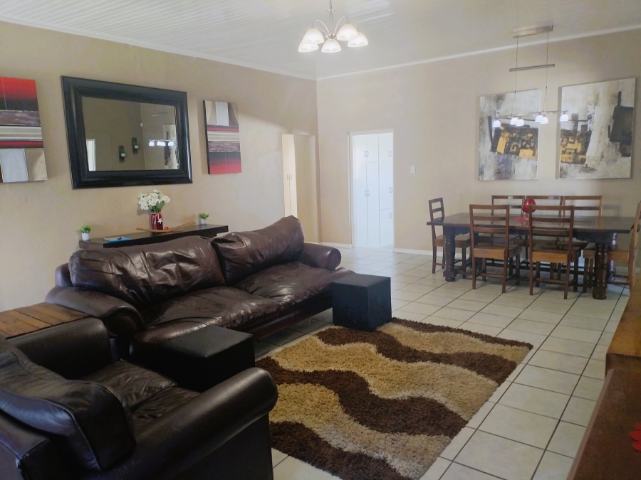 3 Bedroom Property for Sale in Amandelrug Western Cape